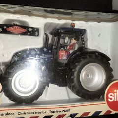 Siku New Holland Christmas Tractor