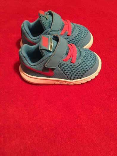 Nike Trainers, size EU- 21, UK-4,5