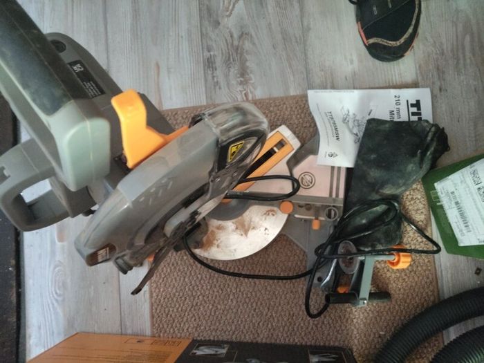 Compound Mitre Saw. Titan