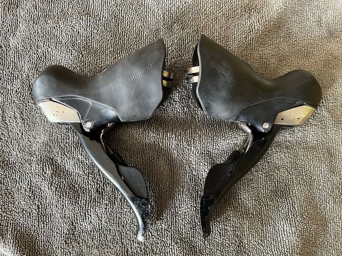 Shimano 105 shifters