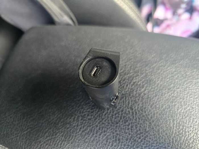 Thinkware Dashcam F200 PRO Front and rear camera