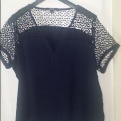 Navy top Esmara size UK12/14 EUR40/12 Postage included