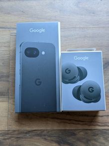 Pixel 10a Phone & Pixel Bud 2a