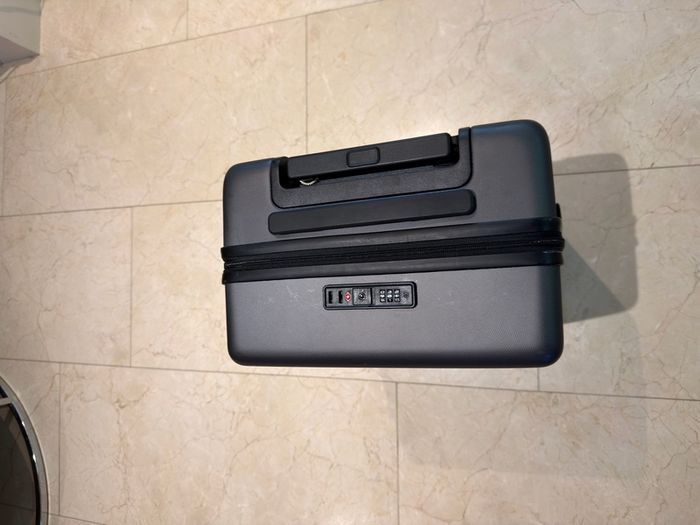 LEVEL8 20 Carry-On Suitcase - Grey