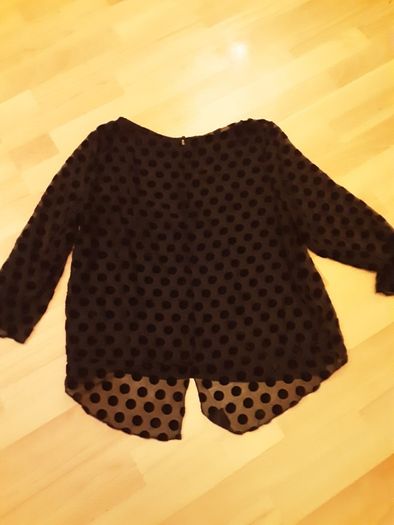 Laura Ashley  Elegant and Sophisticated Top, with a Spotted Pattern/Colour: Black  .. Size: 12 UK  40 EU/Price Drop