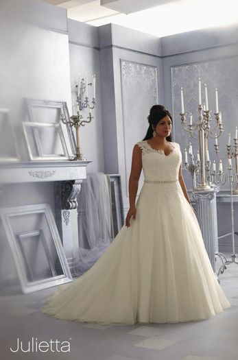 New Wedding Dress UK26 plus size