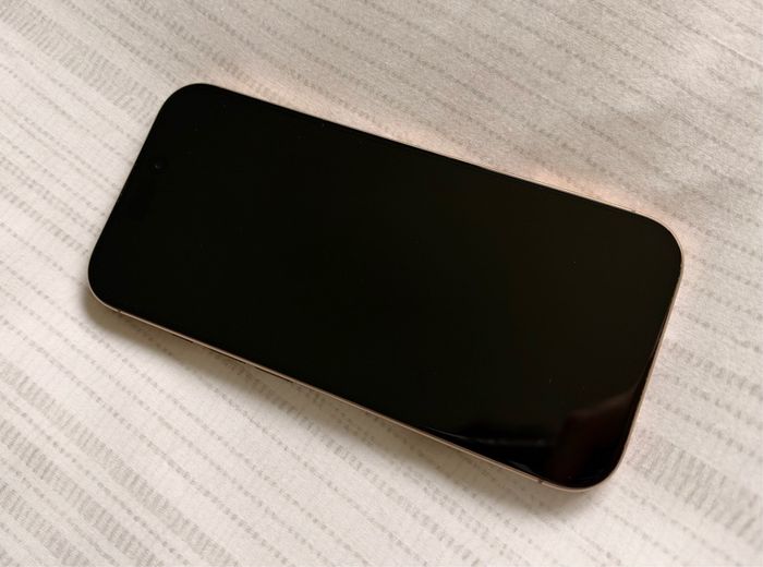 iPhone 16 Pro 128GB Desert Titanium