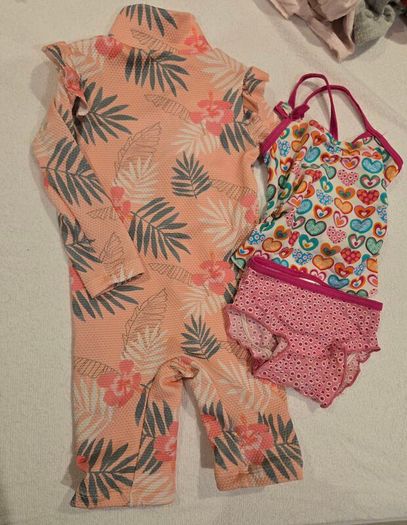 Baby girls clothes 9-12 months