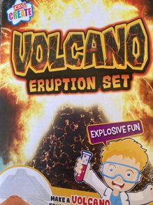 Volcano eruption set  (8yr up)
