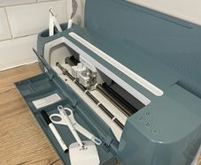 Cricut maker 4 with cricut tools