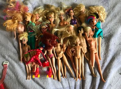 Dolls barbies