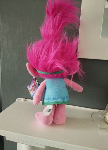 trolls poppy
