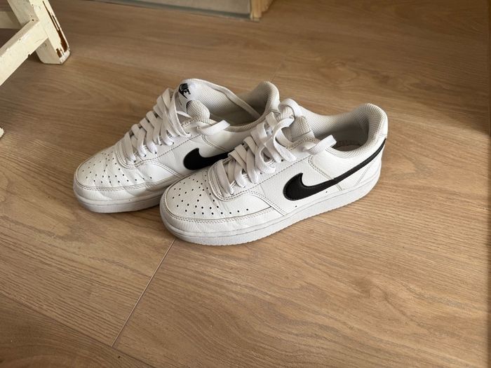 Nike girls kids shoes