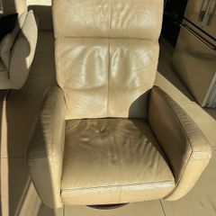 2 leather reclining armchairs FREE