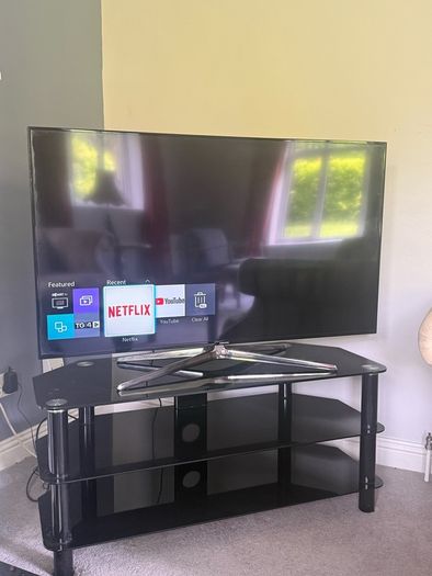 Samsung 48-inch TV (Model: UE48H4200AK)