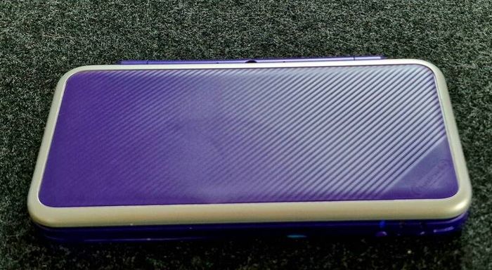 New Nintendo 2DS XL Purple Modded 64GB Excellent Condition