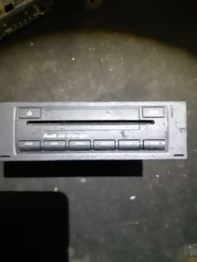 6 CD in-dash/glovebox CD Changer, OEM Audi Original Audi Part: 8E0 035 111