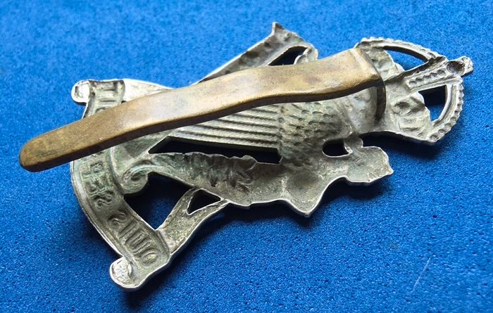 Royal Irish Rifles cap badge