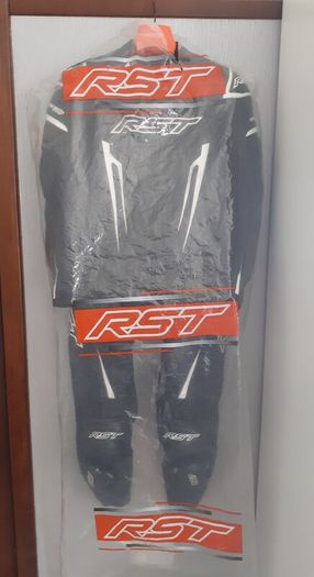 RST TracTech Evo 5 Leather Suit - Size S One Piece (not Alpinestars Furygan Dainese) motorbike motorcycle suit
