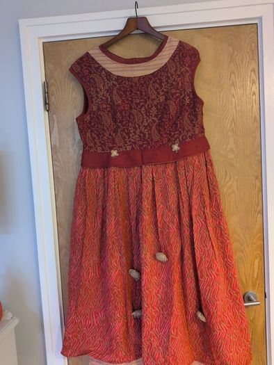 Enjoy Designer  Dress. S.46 -18? - Suited Size 16.
