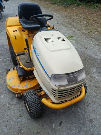 cub cadet ride on mower