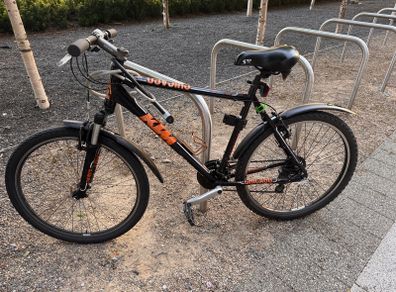 KTM Chicago Hybrid Bike + Oxford D-Lock & Cable
