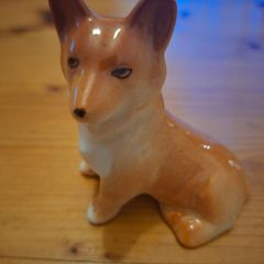 Vintage Corgi ceramic figurine