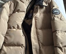 canada goose puffer with tags size M