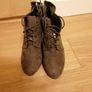 Women's Boot's NEW SIZE 6 Image 2