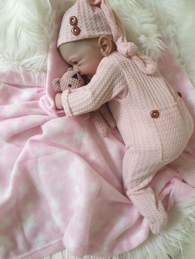 Reborns By Laura.  Introducing Dimples.  Heavy Reborn Doll.  Welcome To View
