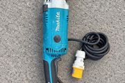 Makita GA9020 230mm 9-Inch 110V Angle Grinder