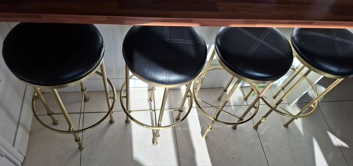 Set of 4 gold plated kitchen bar stools