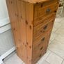 chest  of drawers.    immaculate Image 5