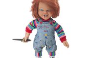 NECAChild's Play 2 Menacing Chucky Mezco Mega Scale Talking Figure