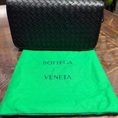Bottega Veneta Andiamo messenger bag purse. New with dust bag