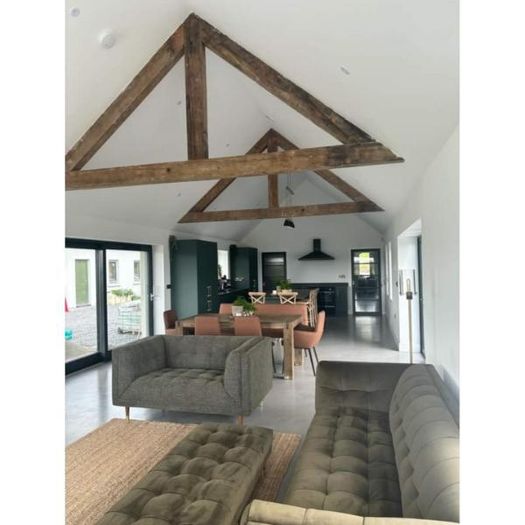 Pitch Pine Beam A-Frames & Trusses