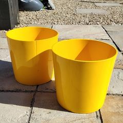 Plant pots