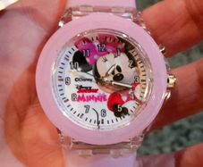 Minnie Mouse Small Girls Watch (new).