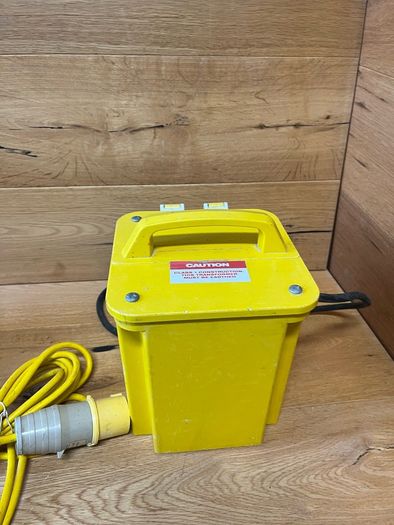 110v transformer and splitter box