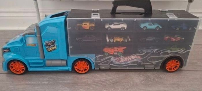 Hot Wheels