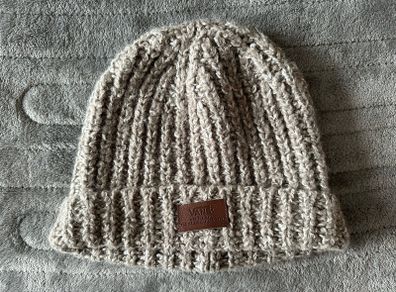 Vans unisex beanie hat, great condition