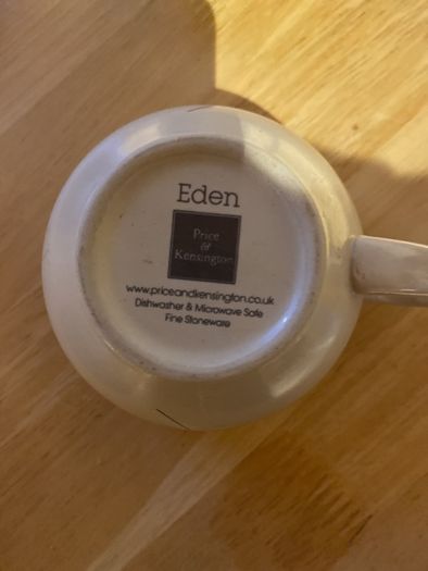 Cup and saucer x 4 EDEN