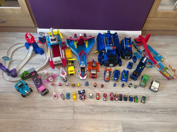 Paw Patrol toys 50+ pieces