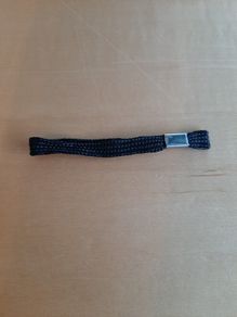 Mini wrist strap