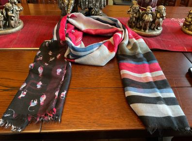 SAMOON SCARF in red light grey black white and blue