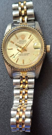 Lot of 7 non- working wristwatches