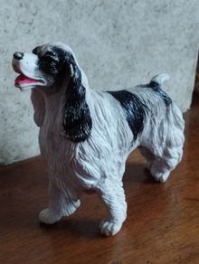 Vintage PVC English Springer Spaniel Figurine.