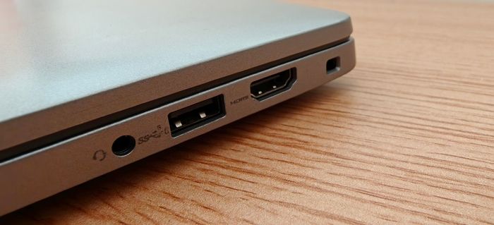 Dell 5 series latitude. 5450 Intel ultra 5