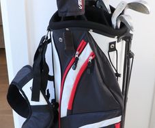 Wilson golf bag and golf clubs
