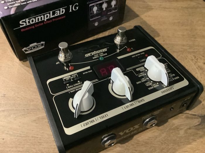 Vox SL1G StompLab IG Guitar Multi-Effects Modelling Pedal box